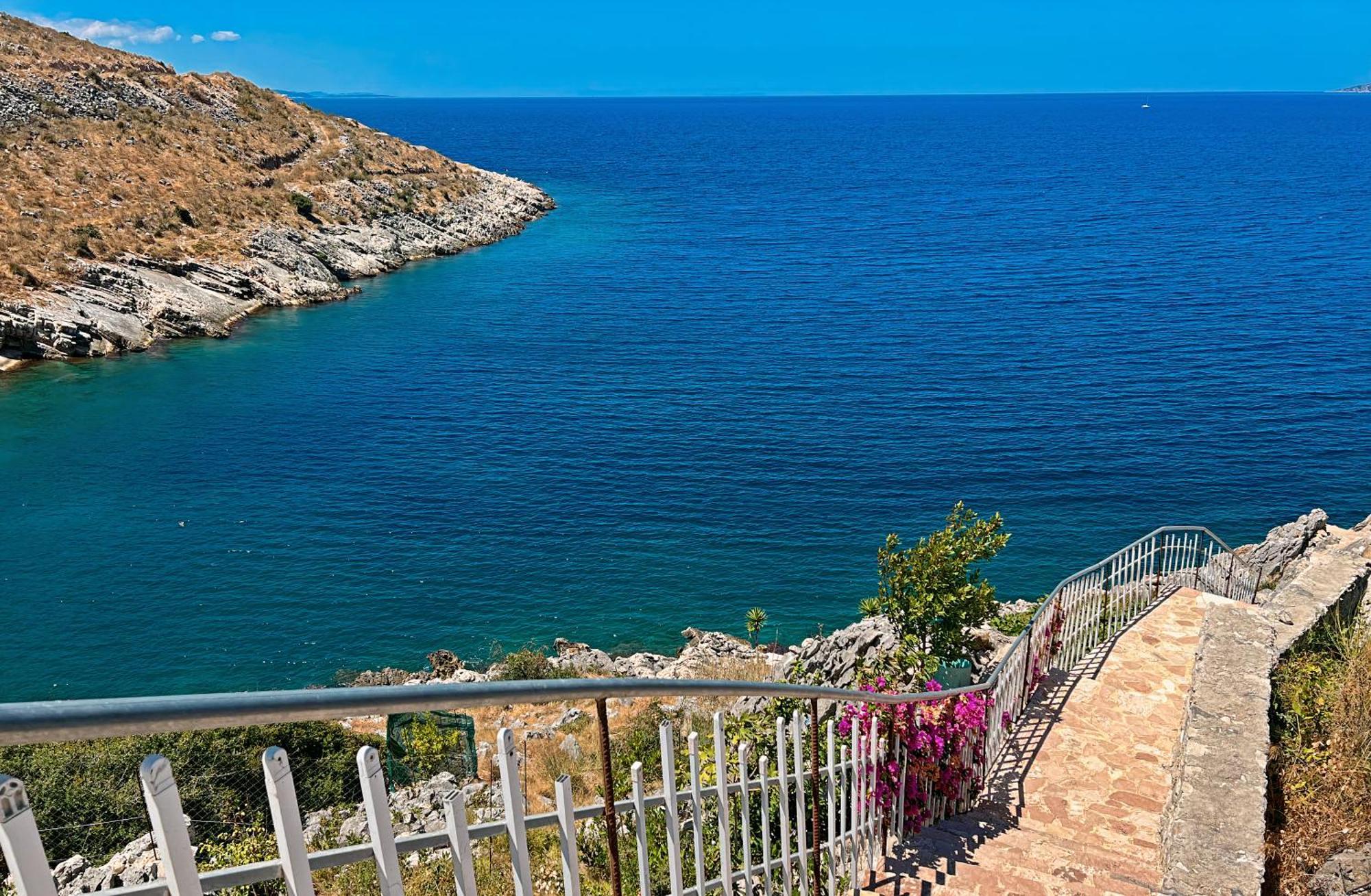 Prive Hill Saranda Villa Екстериор снимка