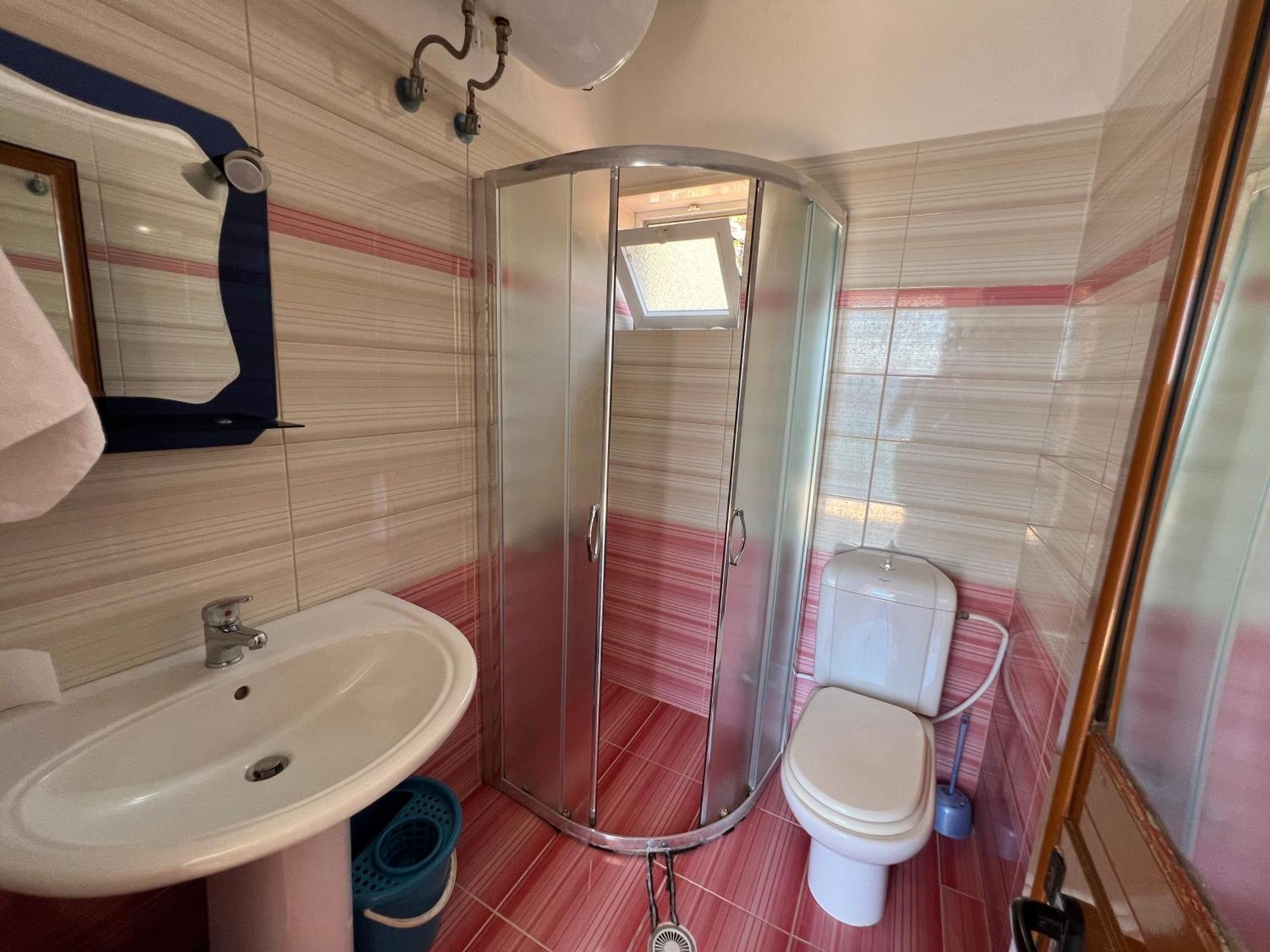 Prive Hill Saranda Villa Екстериор снимка